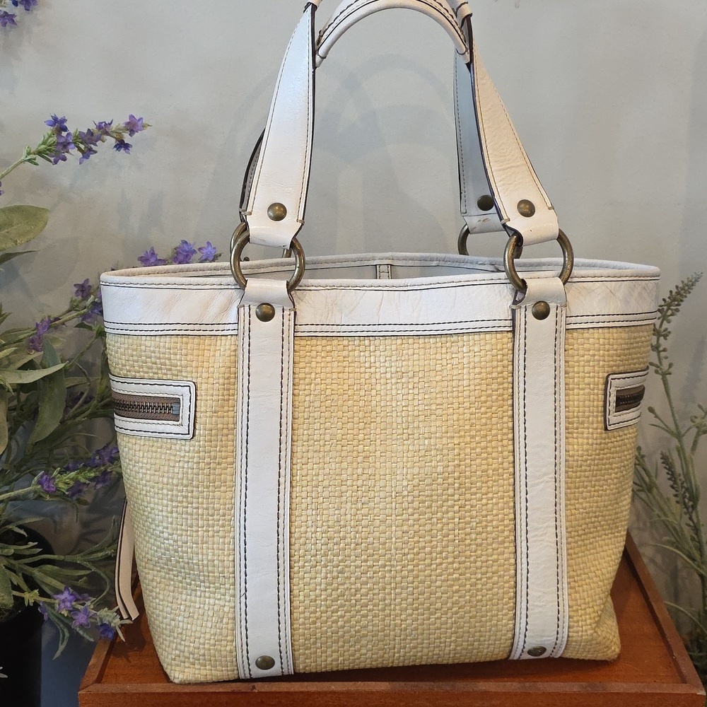 Coach Vintage 2005 Legacy Straw Tote - Picture 8 of 9